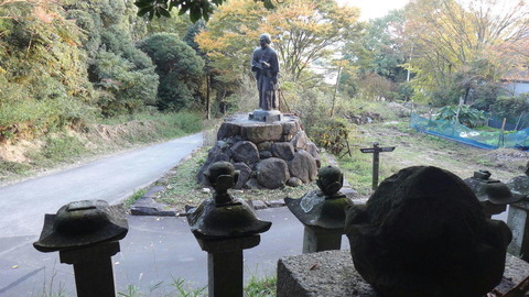 牛屋口の坂本竜馬像