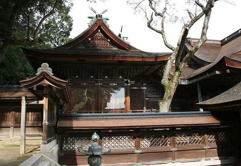 金刀比羅宮 本宮本殿の側面壁の桜の蒔絵