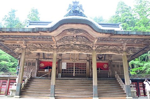 箸蔵寺拝殿 彫刻1