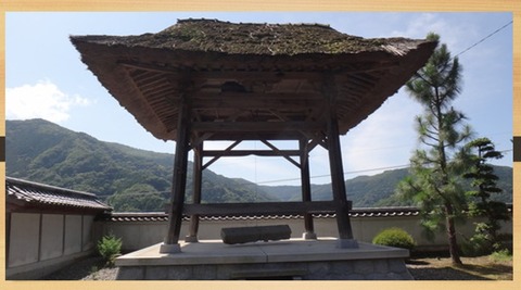 長善寺の鐘楼　鐘がない