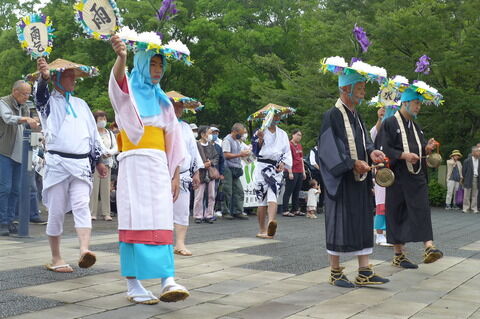 綾子踊り 鉦と大踊