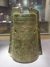 島根県出土とされる邪視文銅鐸