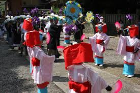 images (6)綾子踊り