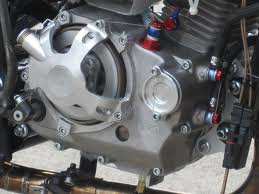 乾式と湿式の違い バイクのクラッチ トランスミッションとは ナナハンパパの関西押しがけツーリング紀行文
