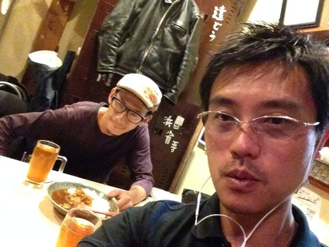二人でホルモンカレー