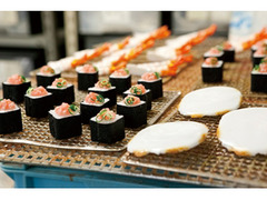 森野サンプルさんで料理のサンプルづくりをたのしんだあとは鍋がおいしい豚料理居酒屋