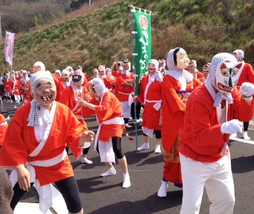 ひょっとこ踊り でボランティア 滝修行と整体師のブログ