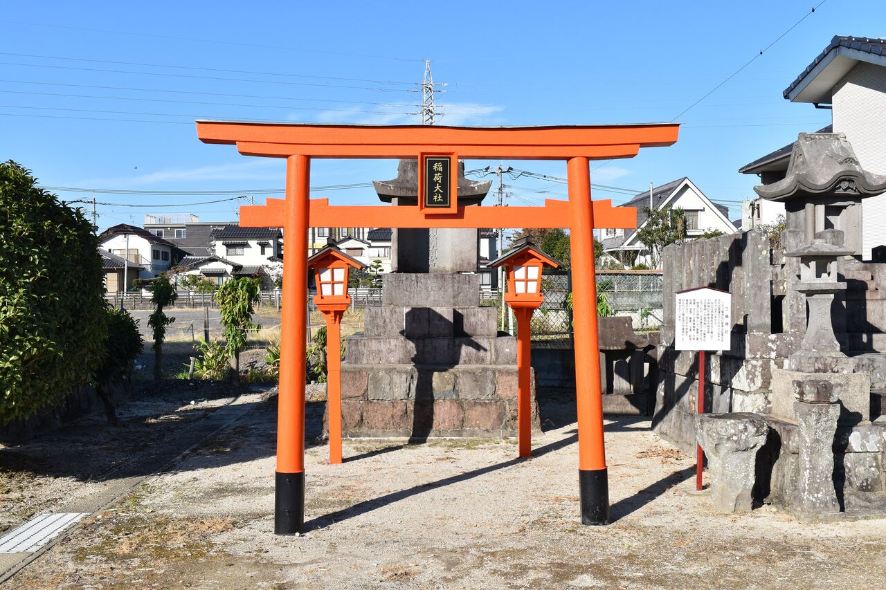 神社鳥居、境内用 しめ縄 ほどこし 神社鳥居、境内用 しめ縄 ほどこし
