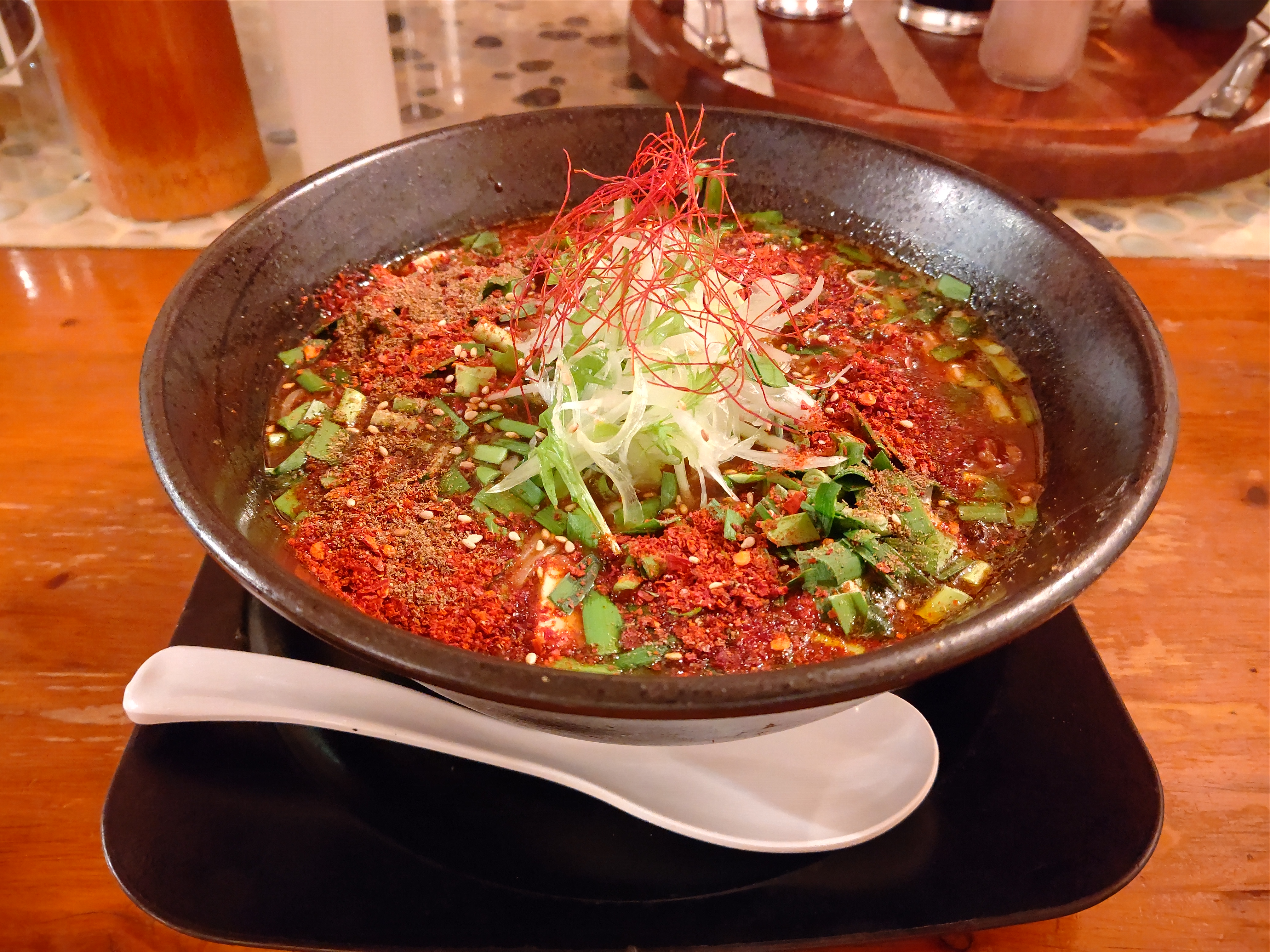 本厚木 麺や食堂 ニラと豆腐の辛い中華そば Ko Jの食べ歩きブログ