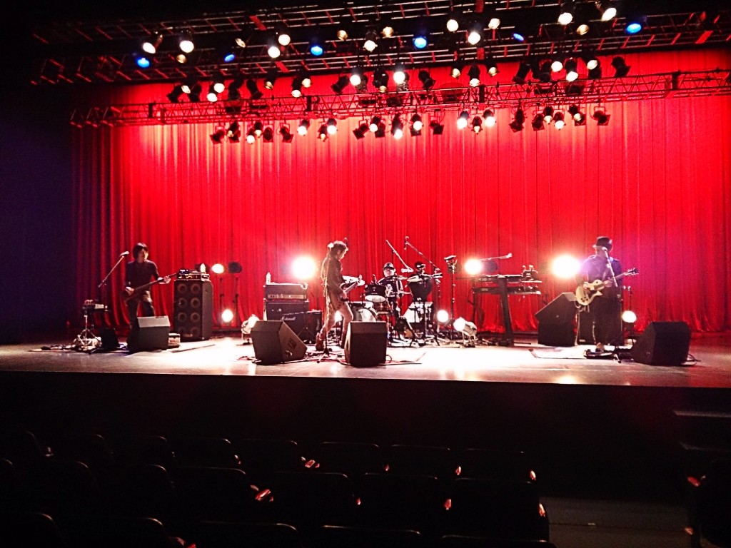 Zigzo Live 渋谷aiia Theater Tokyo 吉田トオル日記