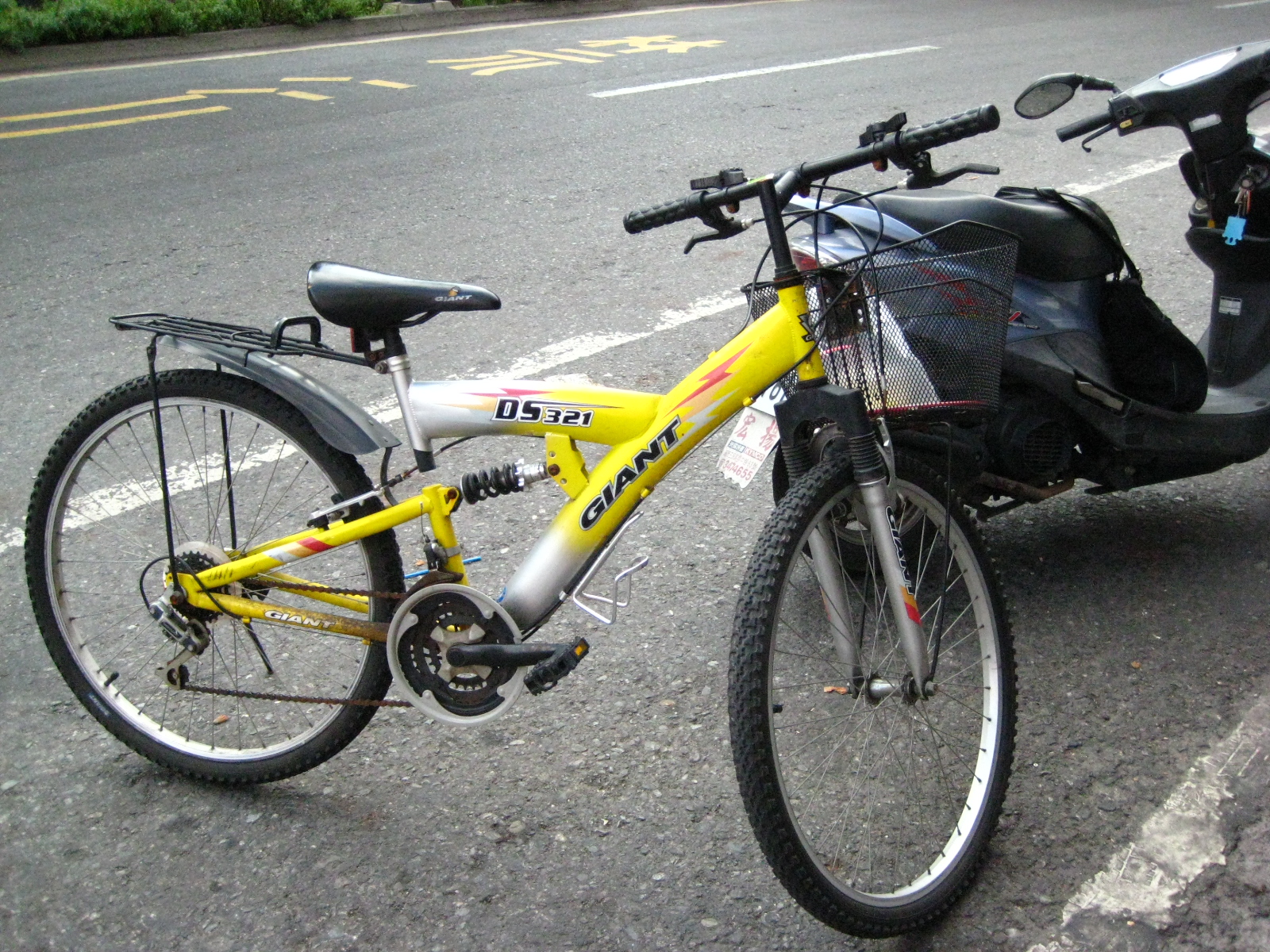 プジョーの自転車って ルック車なの