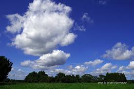 梅雨明け夏空