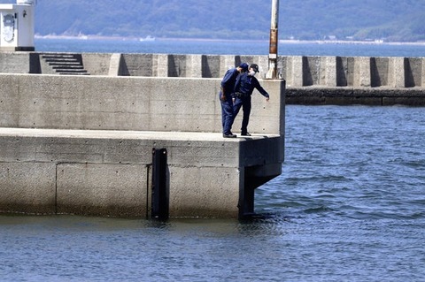 香川・宇多津町・岸壁