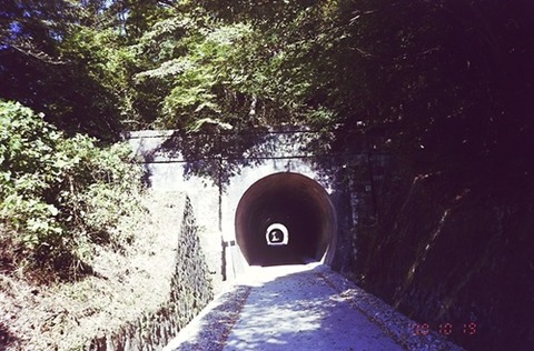 トンネル040