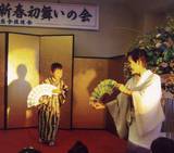 �֤�����