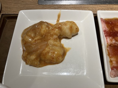 67B8BB70-F5F6-4CF9-ADF3-88EE3E73AB31