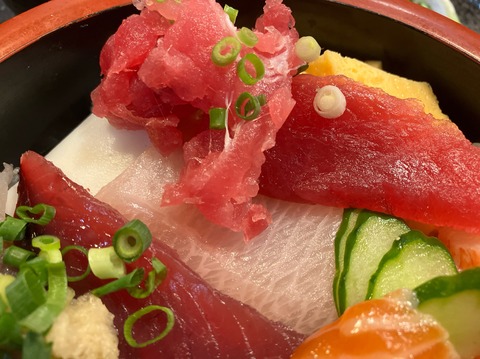 D62FACFE-7ECC-4C49-A0D8-C103A4E9BA5F