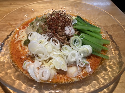 AA6BDA81-C754-4F5E-8200-ED97E7DE301E