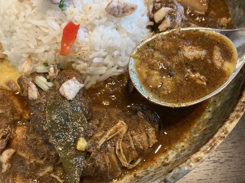 56369472-F554-40B7-98FE-CC2CAD760F99