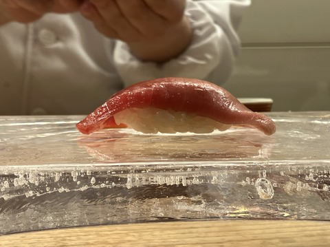 6B0B9421-4947-41C8-9B6A-C899022FFEA3