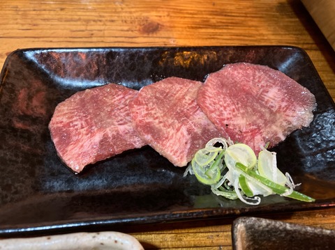 5312F079-67A6-4633-BE84-9EDA83B6D833