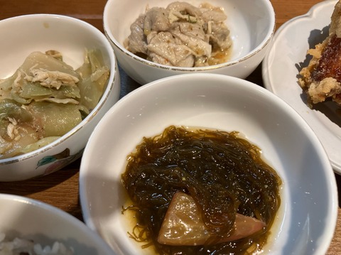 AEB54574-5CA0-4FE4-813F-0AD51F43C9C0