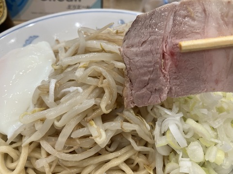 CEB54959-1574-4FE3-8EC9-EBDC216C80B1