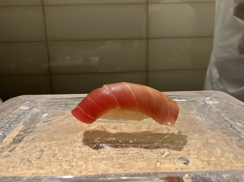 40937A9E-9120-494D-BBA3-FE19B9C31840