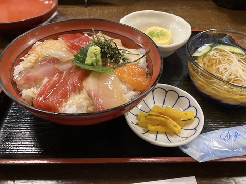 FA4483F5-669B-4281-93E7-5B0BB886B317