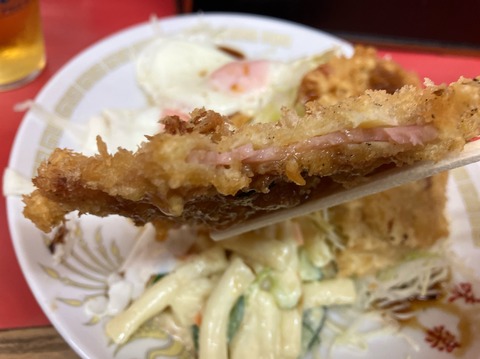 E9F578BA-ADF8-49D9-AEEF-6301324210AF