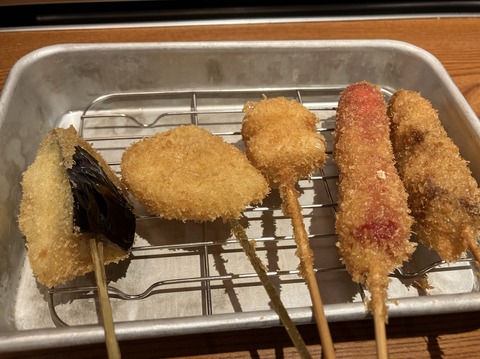 87EC3FA0-BC2E-4407-8CB5-C6C2D5CF0DF3