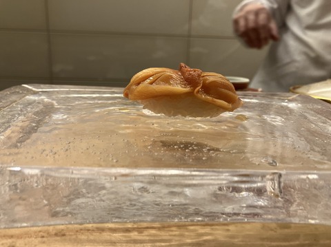 ABEAC4B1-21A1-47EE-AE46-3E6530130766