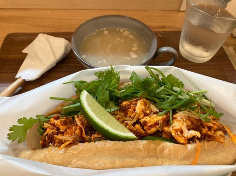 DA09CF71-DAE4-421F-930C-E443F8A9B7ED