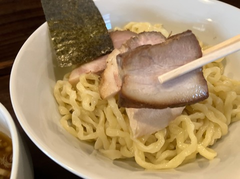 A50A06A5-7598-4FFB-8740-65C572DEB5D7