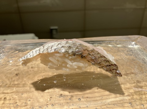 F1DC4DE6-4F78-4D43-B584-9883730ACCF1