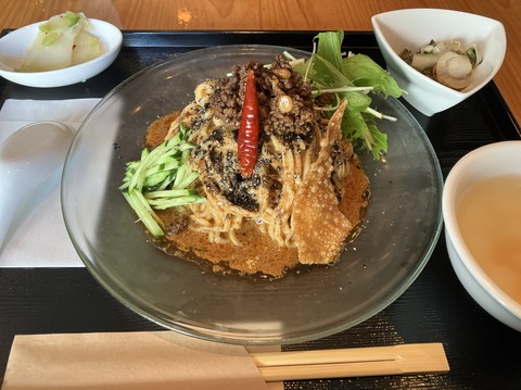 F561EA8A-6CE1-4128-9177-49F001AE0FCC