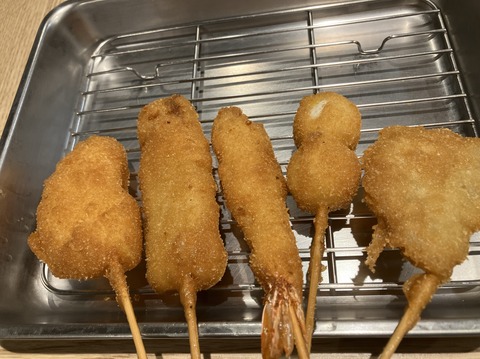 041394CD-85D8-4146-B56D-214087E5A83E