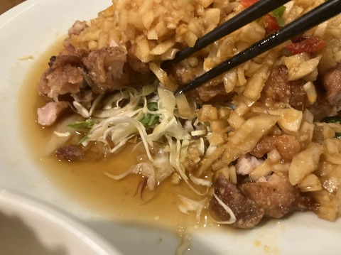 5F68D051-64B7-415E-B70D-F625407226BB