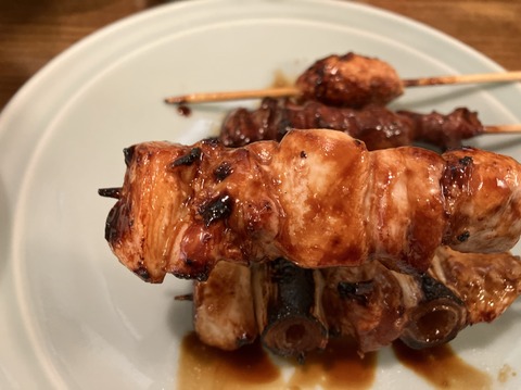 0654A956-BA8E-4C2A-BDB0-C7838D813136_1_201_a