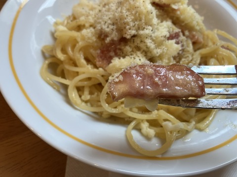 7C4BEC56-7CD9-4047-ACAA-40ACA6685125