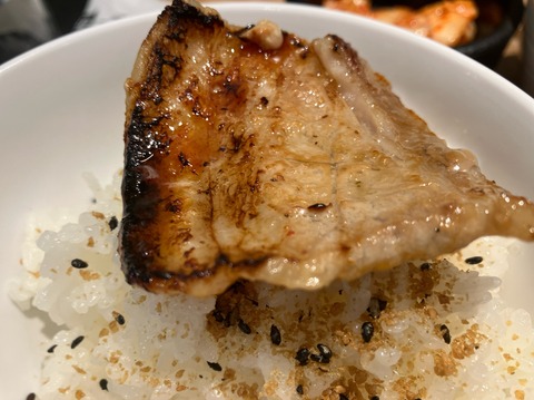 79284AC4-9AD0-4C28-8FFC-C09E99183C3D