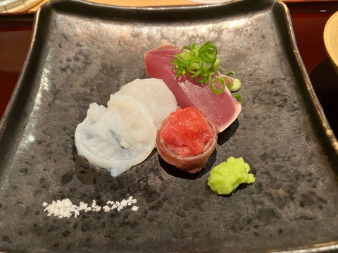 19F125DC-9C95-4704-963E-F1795F96AE20