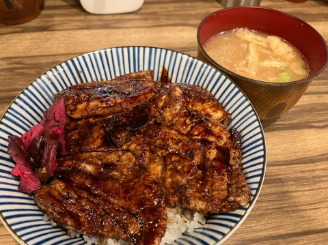 24E3312A-C316-4897-9B85-52C13747648D