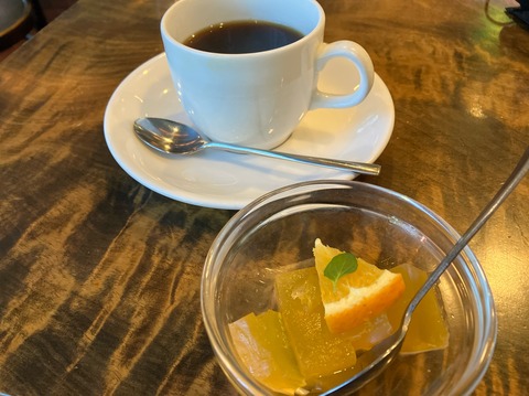 1FA84E77-BDD5-437F-A01F-3E3C716D92F0