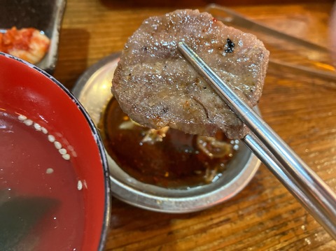 55DF03AB-A9D8-43E6-932A-8B0AEFD60C7E