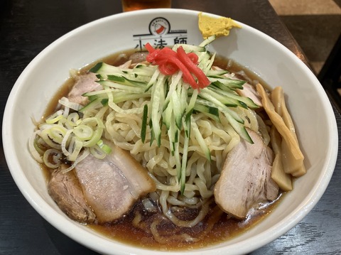 EA4AB4E2-513C-4BB0-8EF2-B96EA331463D