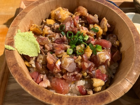 8E8B3EF9-C479-48F4-B61E-A5D21AC64959