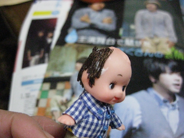 キューピーに髪の毛をつけてみよう なんとかにゃるさ