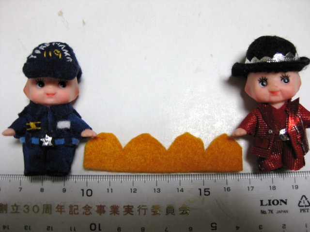 キューピーに帽子をかぶせてみよう なんとかにゃるさ