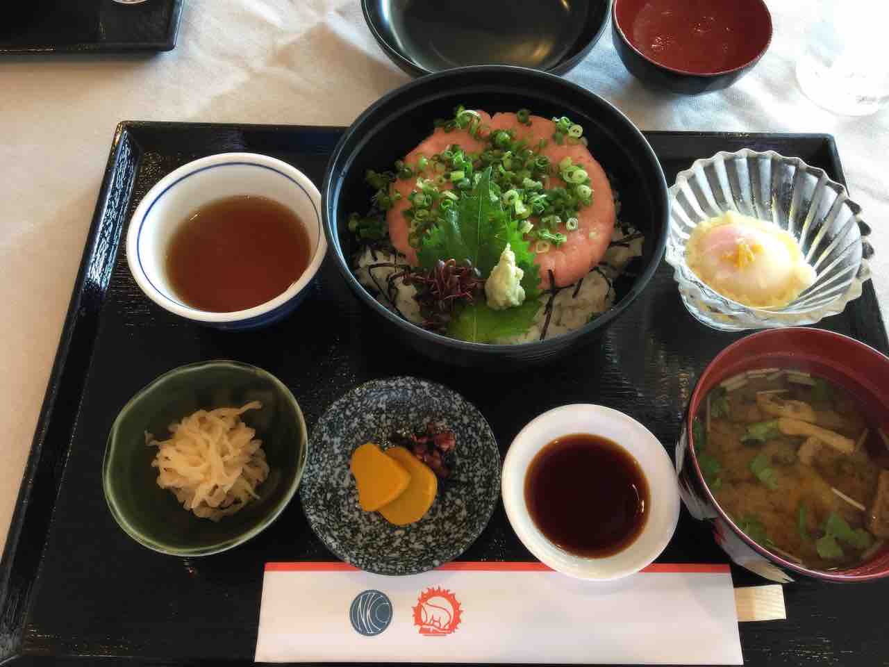 虎ノ門ランチ日記
内幸町 プレスセンタービル 日本記者クラブ レストラン ネギトロ丼 900円